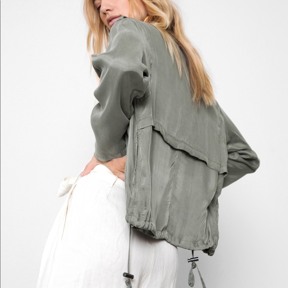 Neiman Marcus Rails jacket. - Picture 3 of 6